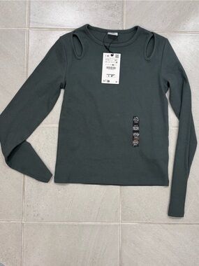 Zara Girl’s Ribbed Crewneck Top in Olive Green